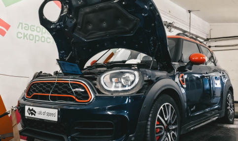 Mini Countryman JCW 2018 2.0 turbo 231 л.с.